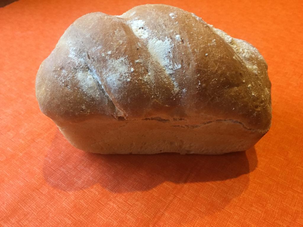 Small white yeast loaf